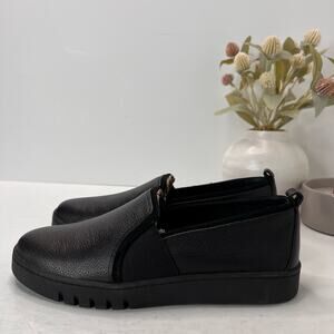 Vionic Cambria Leather Slip On Loafer Shoe Black Women's 9.5 Wide NWOB Comfort